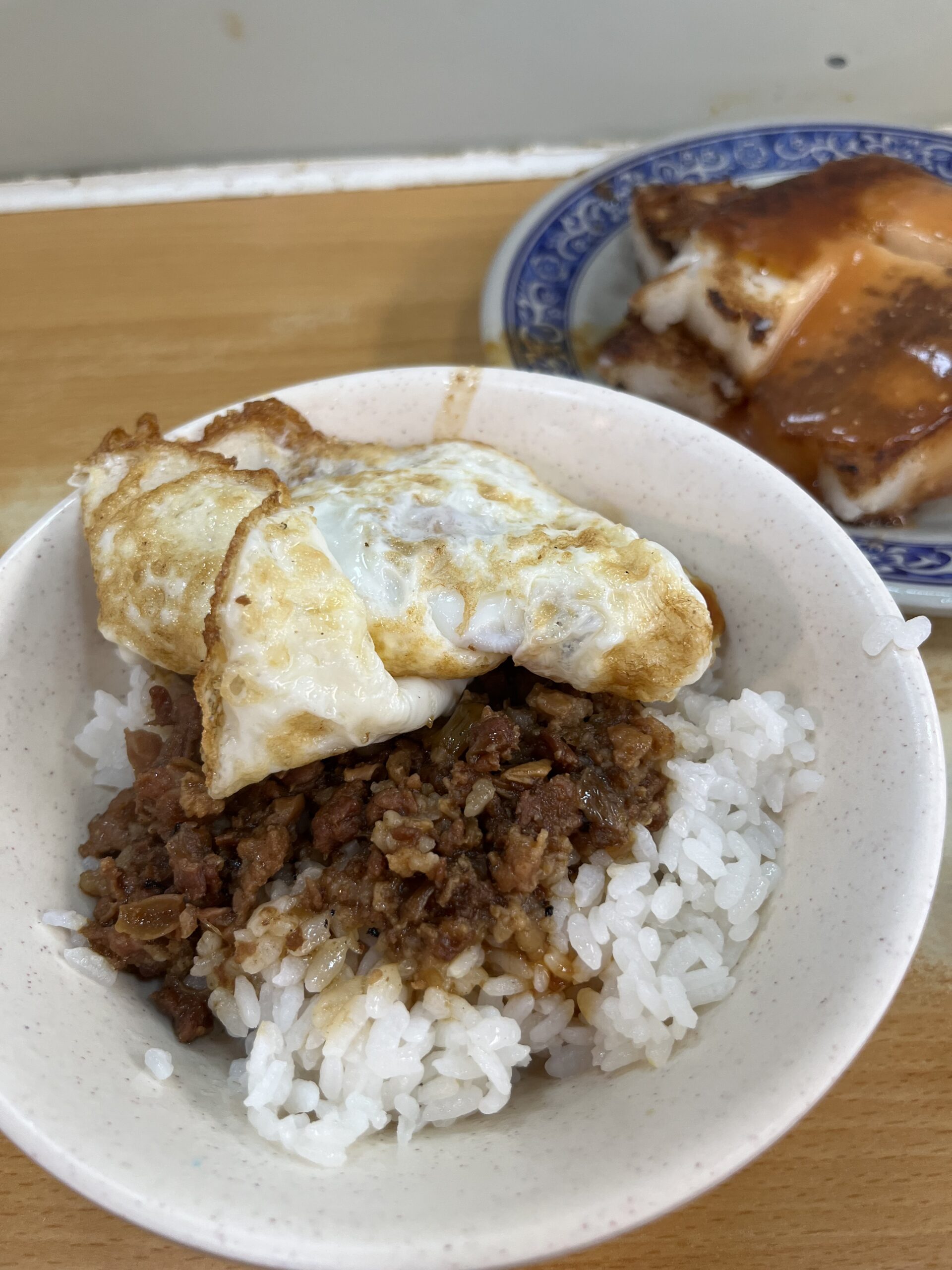 天天利美食坊の魯肉飯